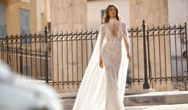 Jak dobrać bolerko do sukni ślubnej, aby uniknąć modowych wpadek