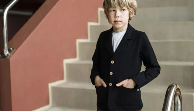 Elegancki zestaw dla chłopca na wyjątkowe okazje - wybierz idealny strój