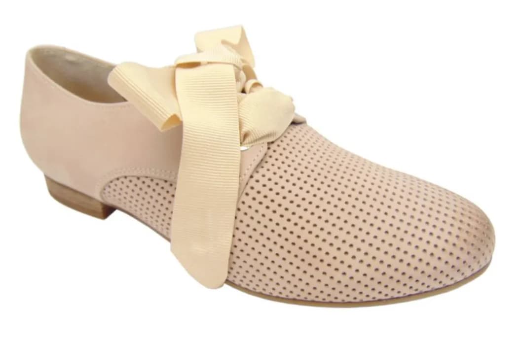 Stylizacje z jazzówkami damskimi, które zachwycą każdego dnia