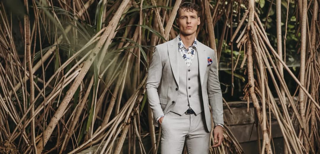 Męskie stylizacje na chrzciny – elegancja, która zachwyci gości