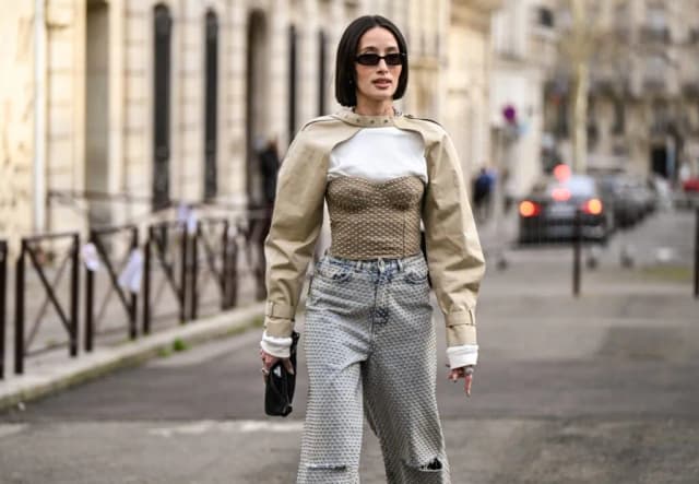 Czy spodnie z dziurami są modne? Oto co musisz wiedzieć teraz